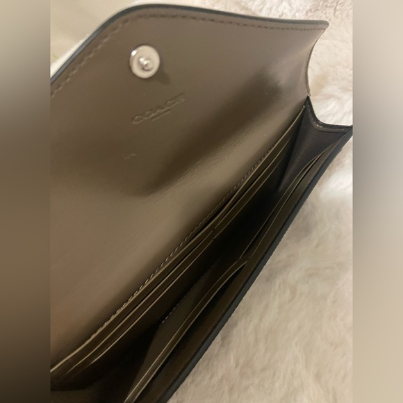 Coach two tone wallet - Picture 5 of 9